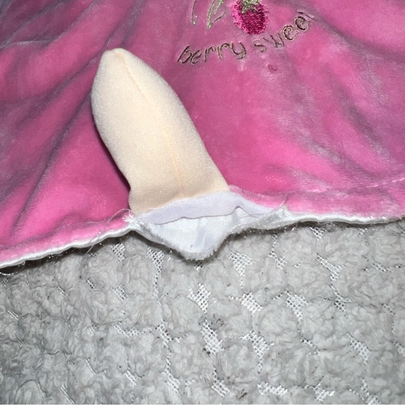 GUND Baby Berry Sweet Dolly Pink Lovey Satin Snug Security Blanket 12” READ - Picture 15 of 16